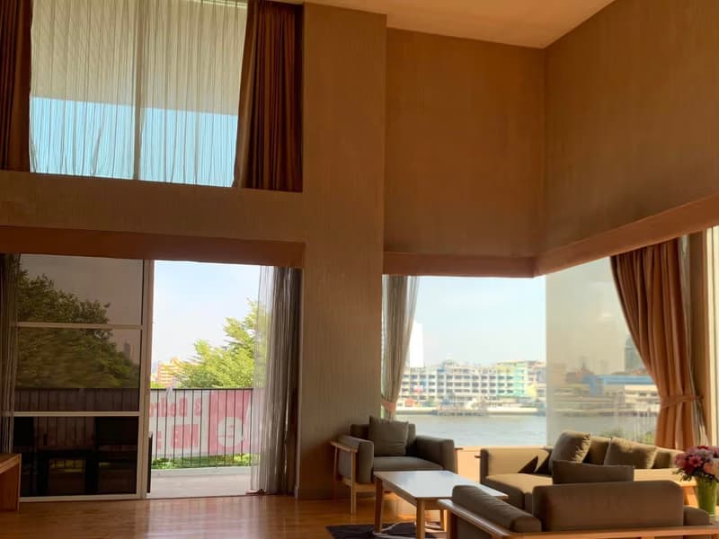 Condo for Sale at The Fine At River