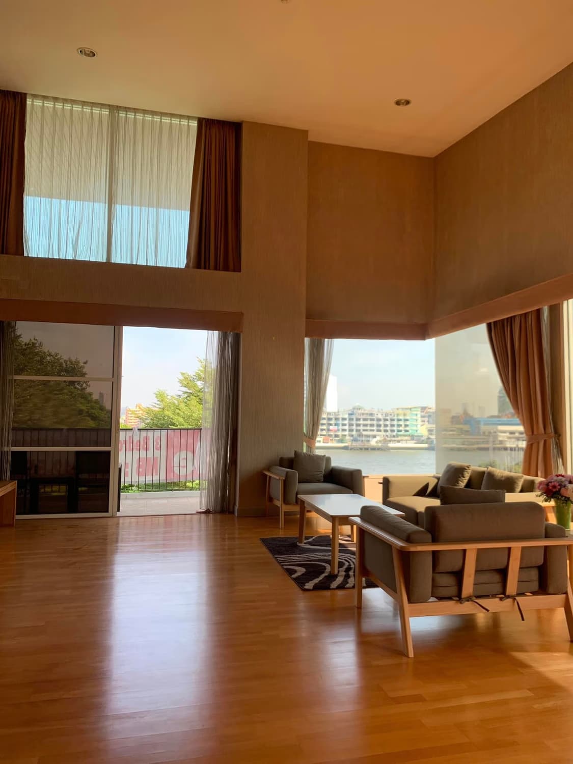 Condo for Sale at The Fine At River - Image 2