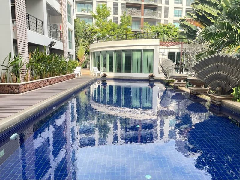 Condo for Rent at RESORTA CONDOMINIUM