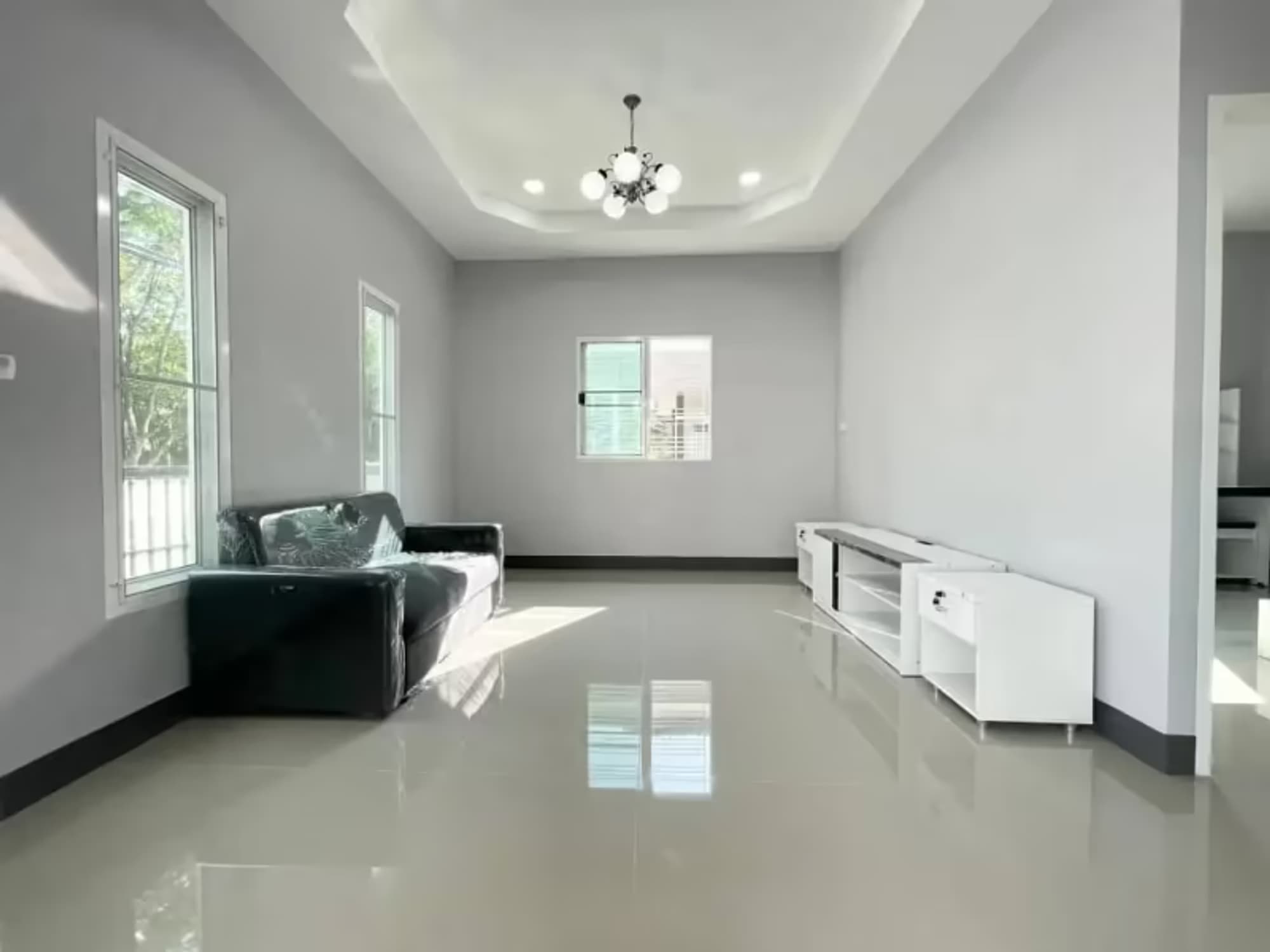 3 Bedroom House - Image 8