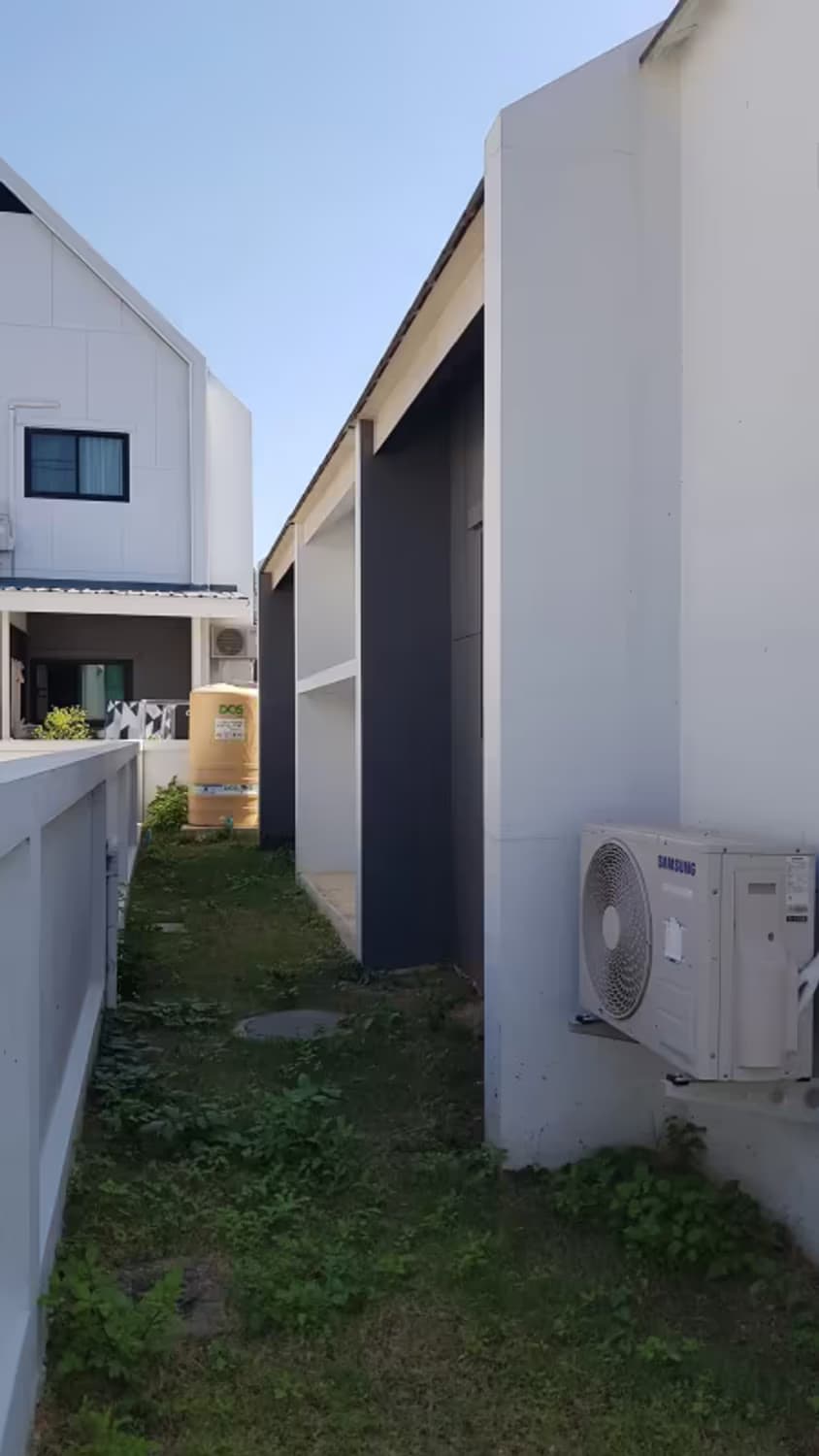 2 Bedroom House - Image 1