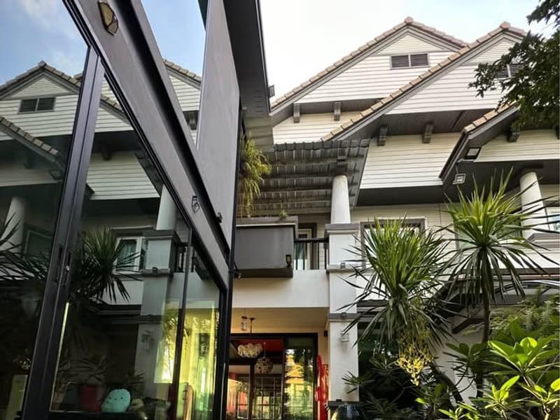 5 Bed House for Sale in Prawet