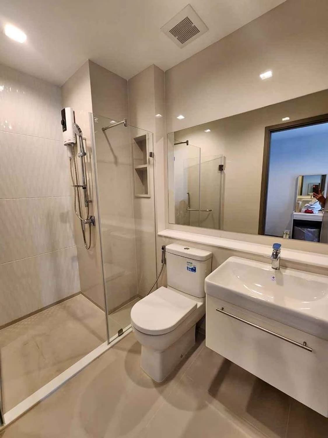 1 Bed Condo for Rent  Near Phetchaburi MRT - Image 6