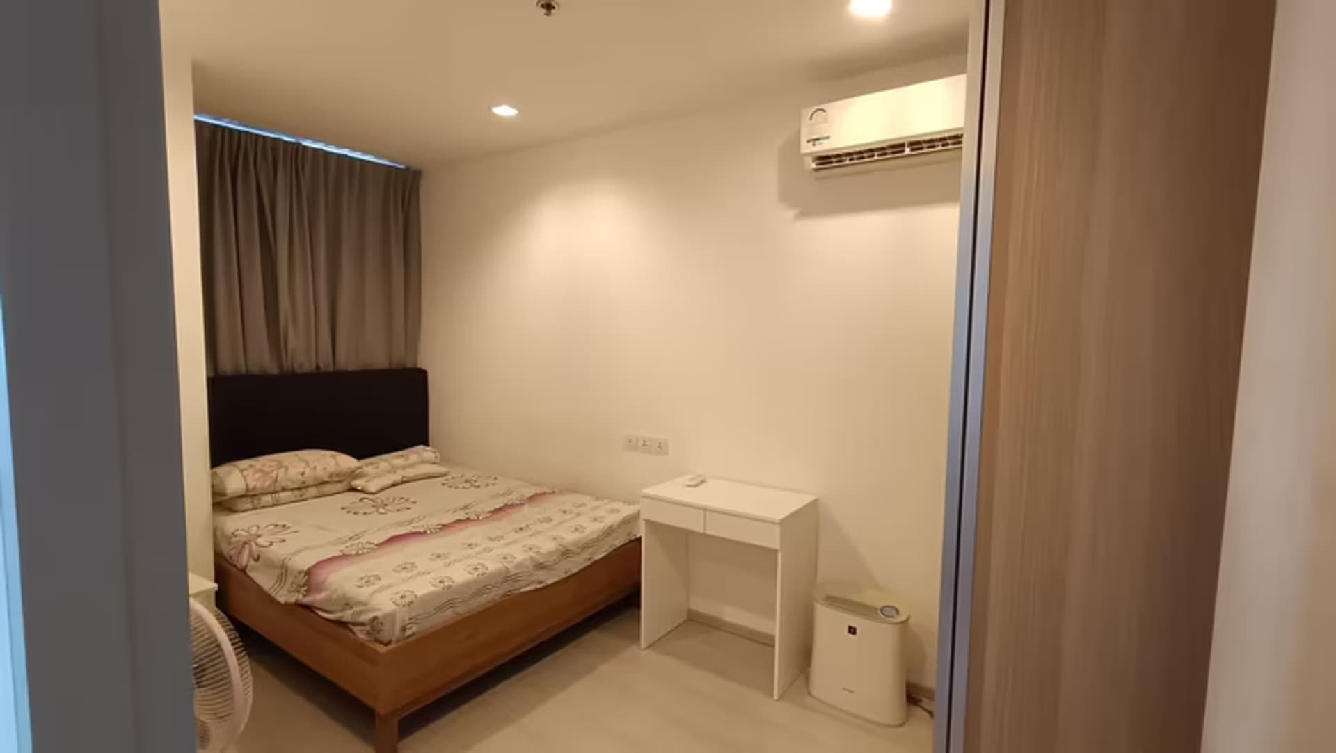 Condo for Rent at Ideo Mobi Sathon - Image 3
