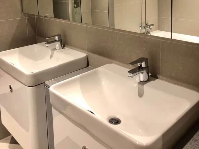 Condo for Rent at Noble Phloen Chit