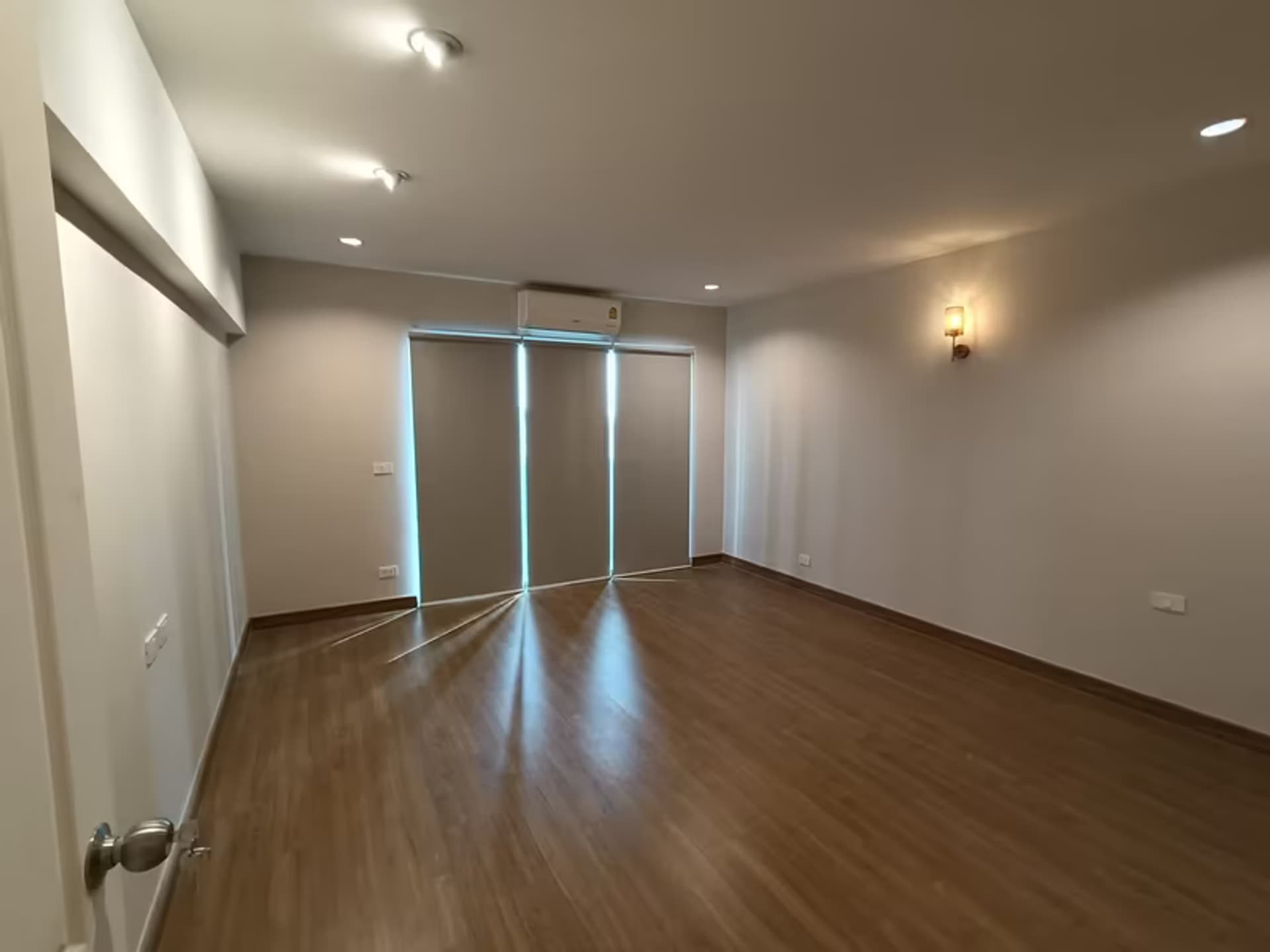  - Image 5
