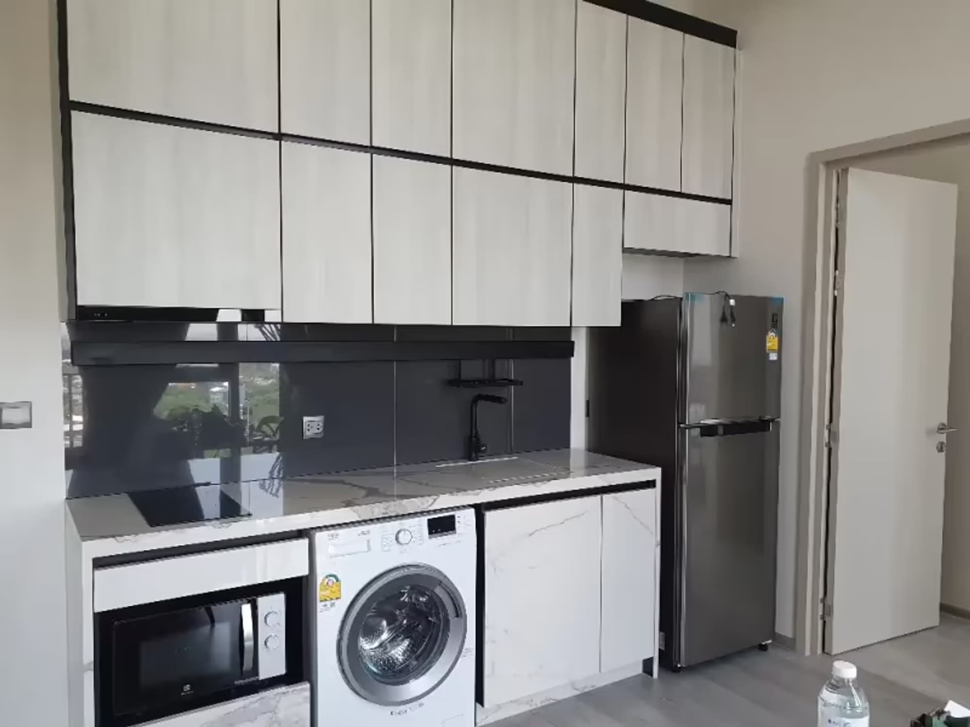 1 Bedroom Condo - Image 4