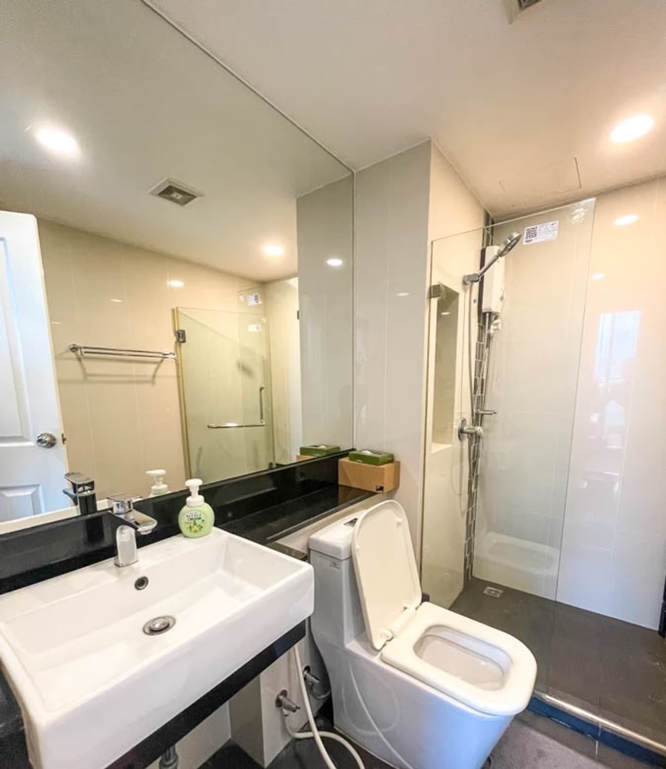1 Bedroom Condo - Image 6