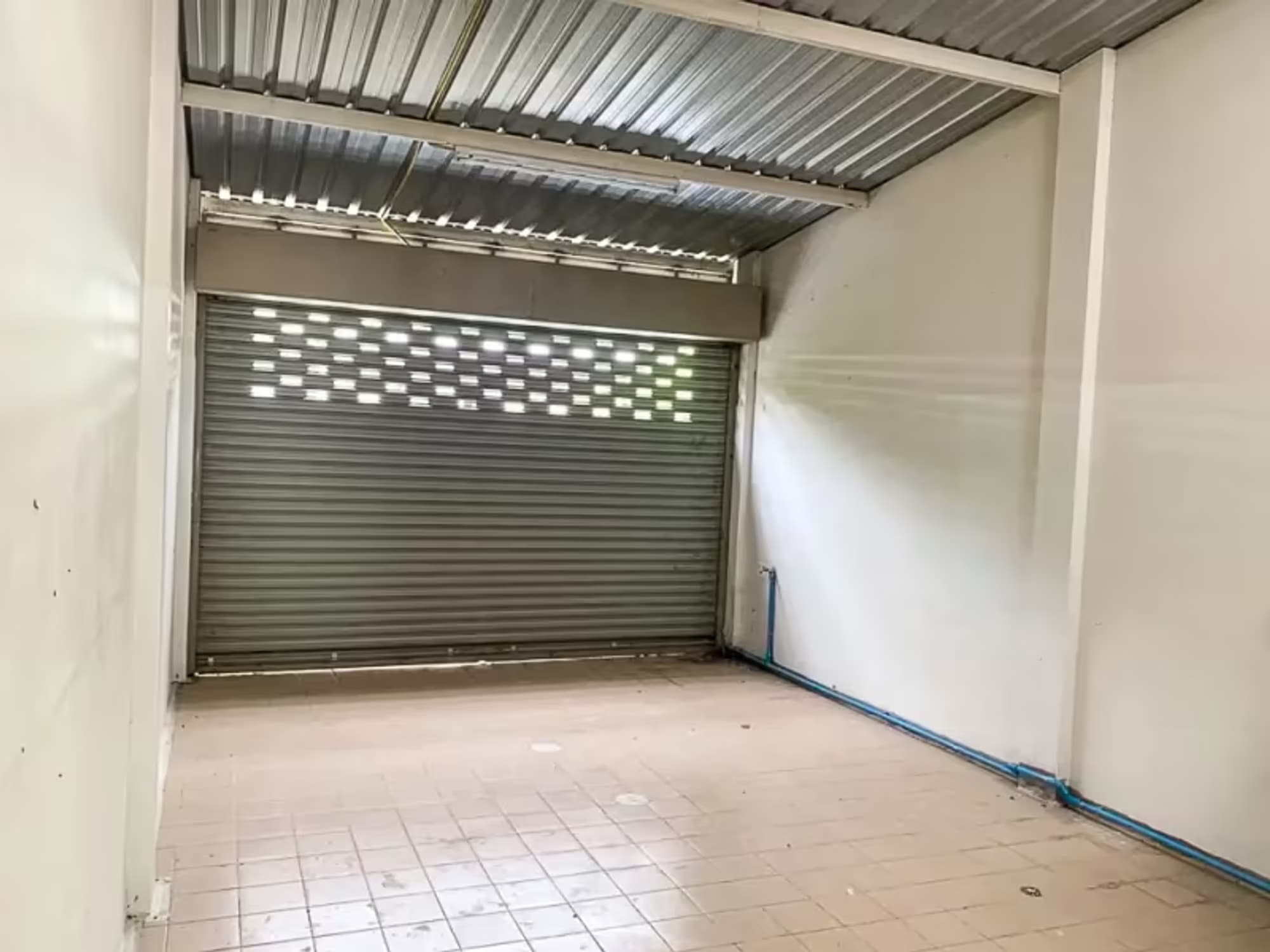 2 Bedroom House - Image 10