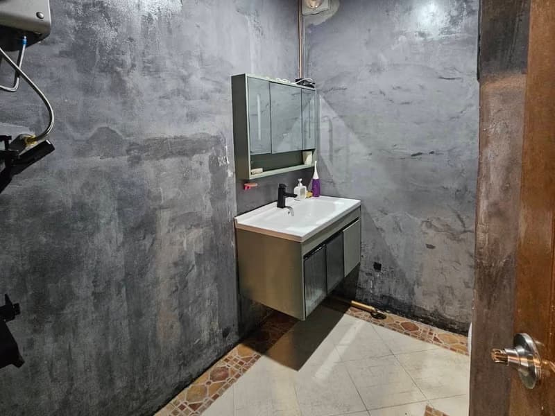 2 Bed Condo for Sale in Phra Khanong
