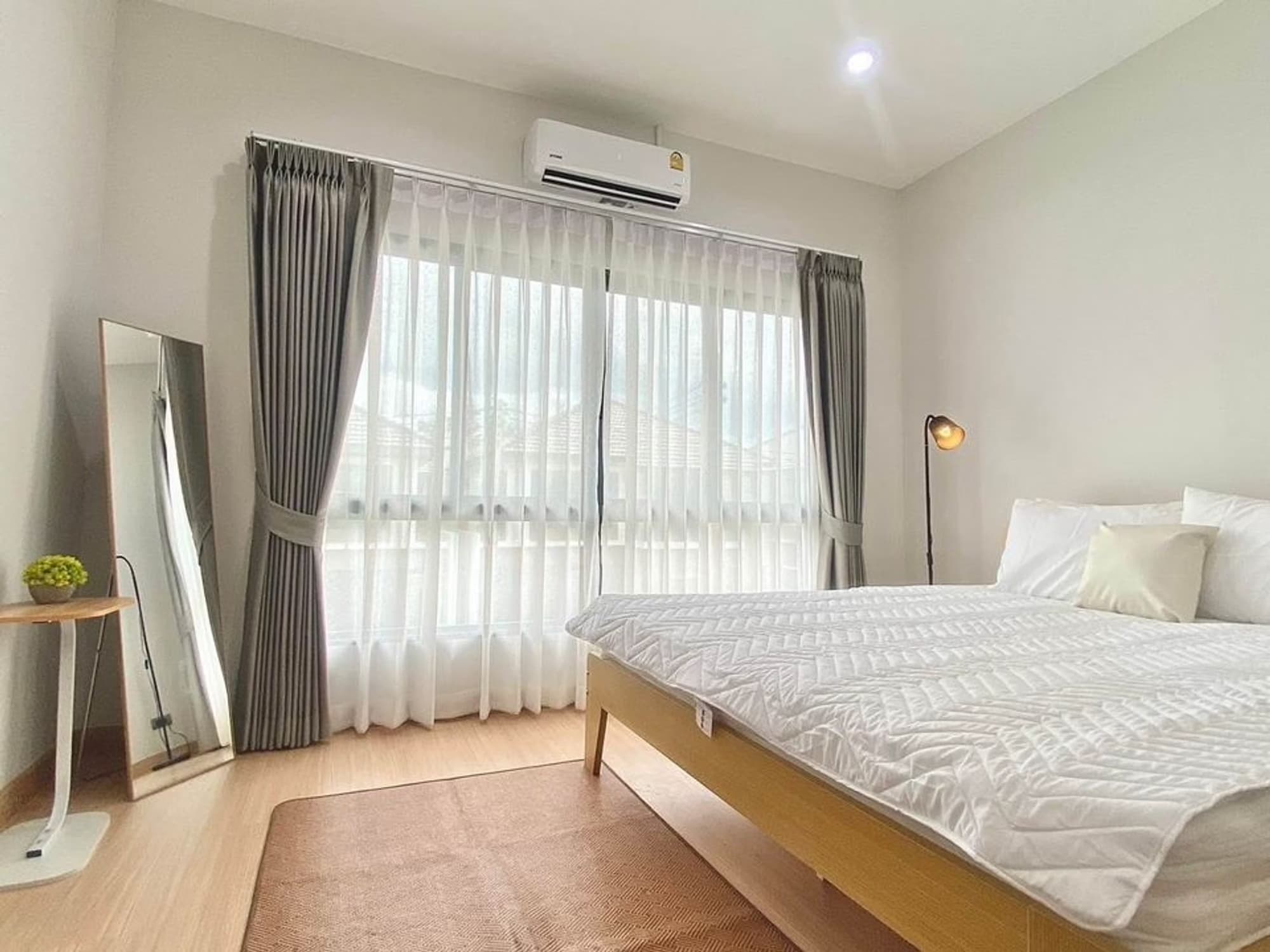 3 Bed House for Rent in Saraphi - Image 5