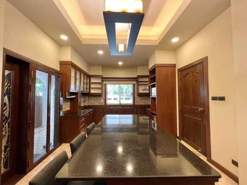 4 Bed House for Sale in Hang Dong