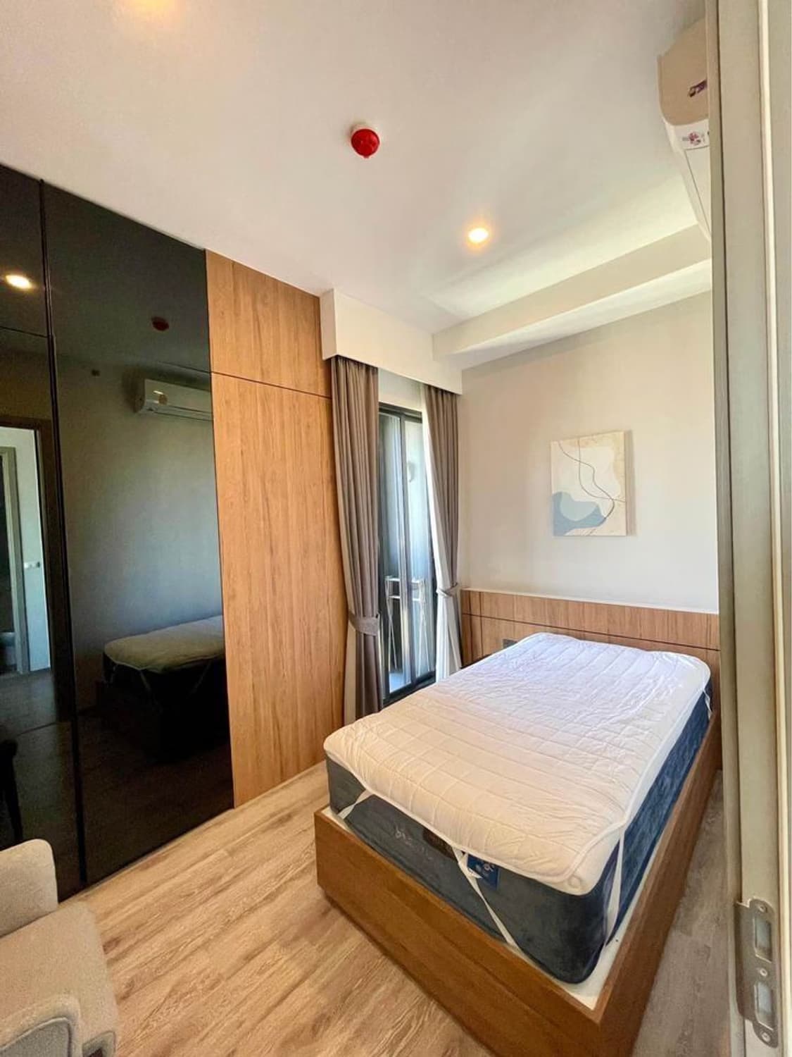 2 Bed Condo for Rent and Sale in Watthana - Image 4