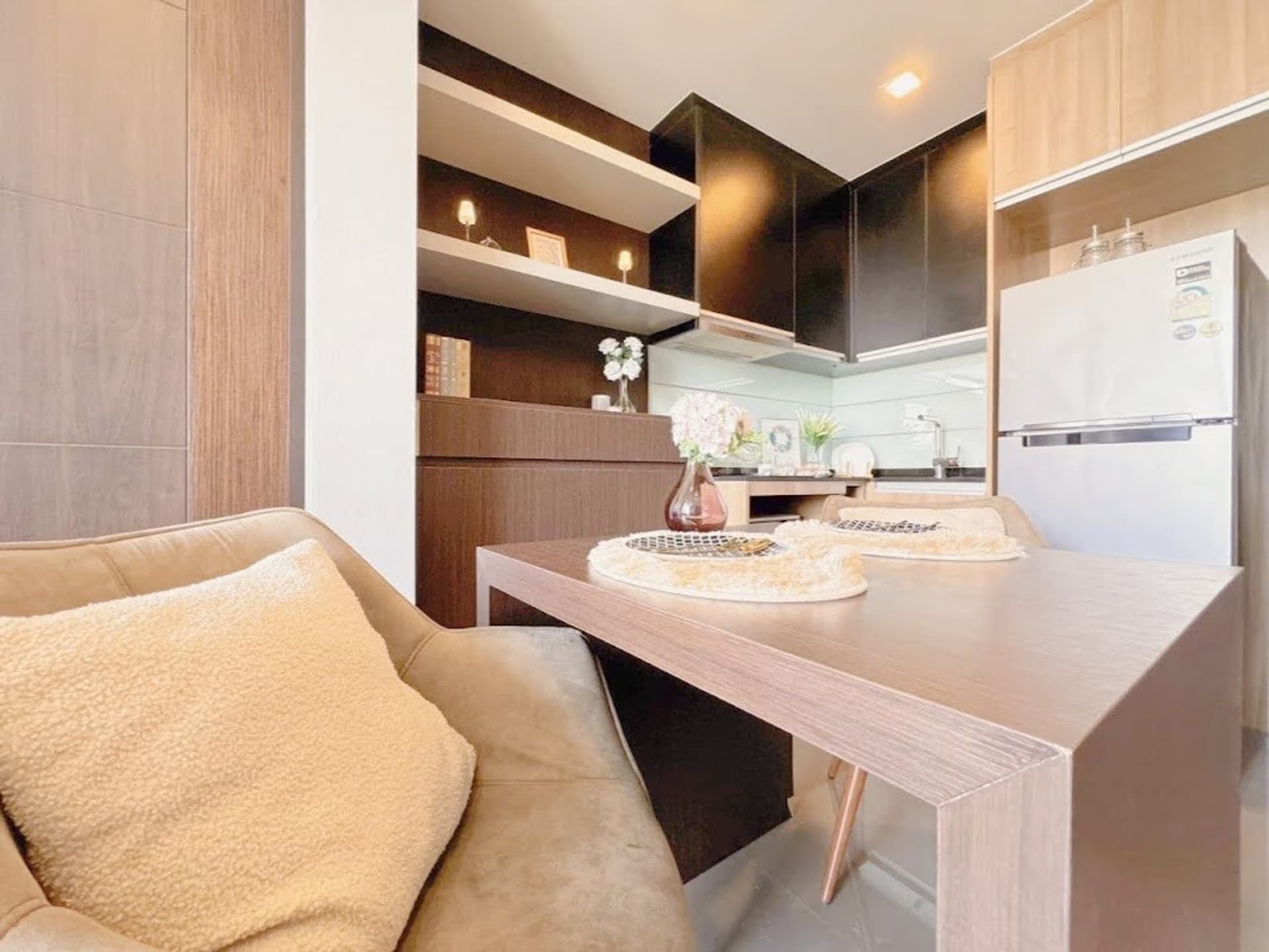1 Bed Condo for Sale in Ratchathewi - Image 11