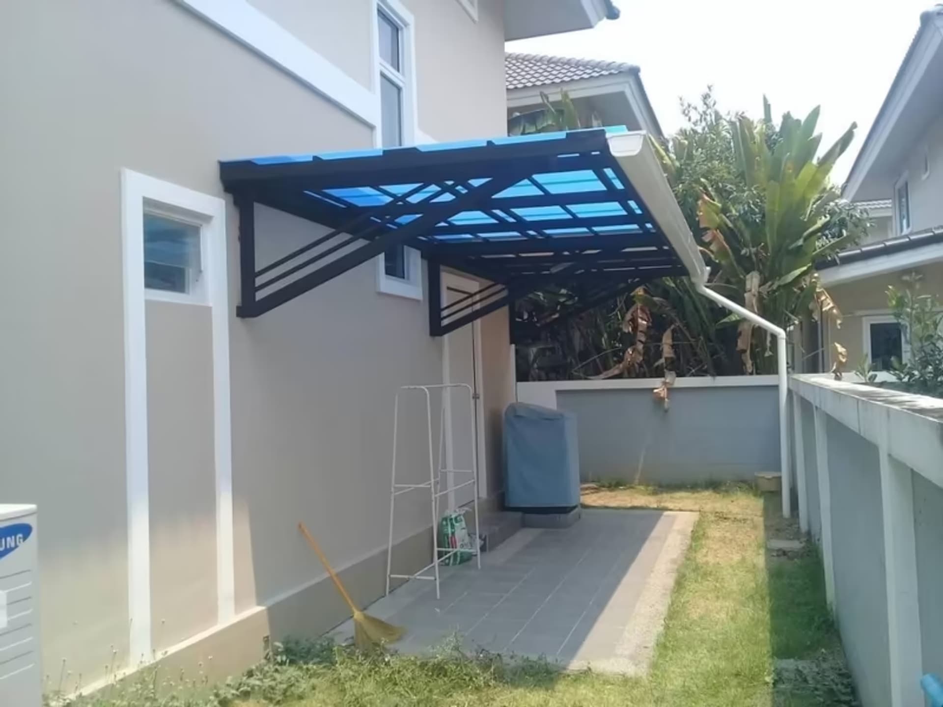 3 Bedroom House - Image 9