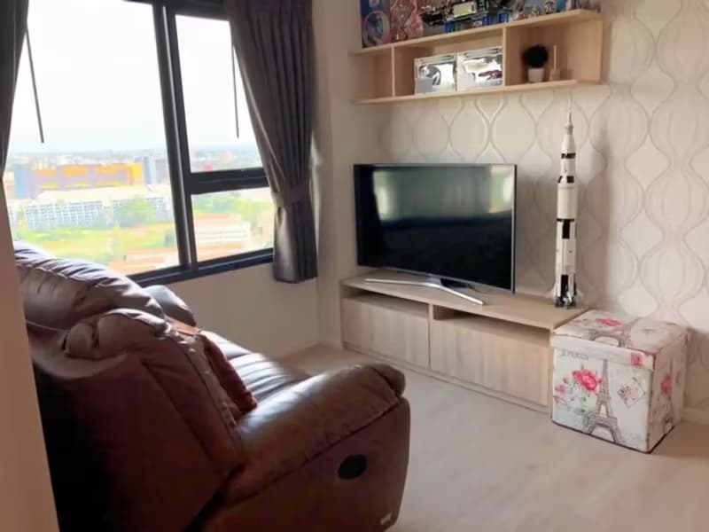 1 Bedroom Condo