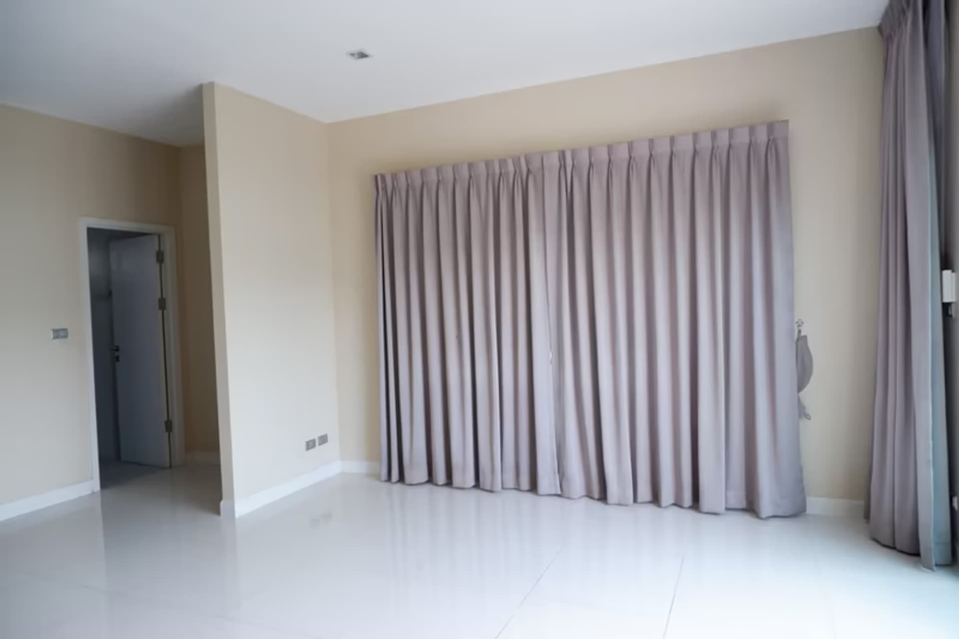 4 Bedroom House - Image 42