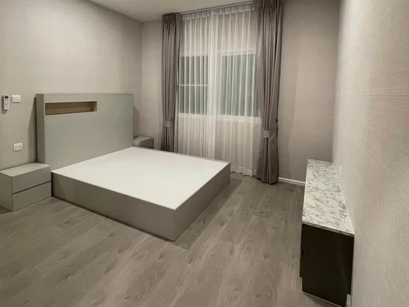 4 Bed House for Rent in Prawet