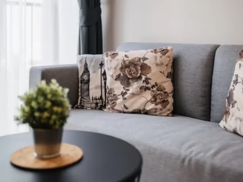 1 Bedroom Condo