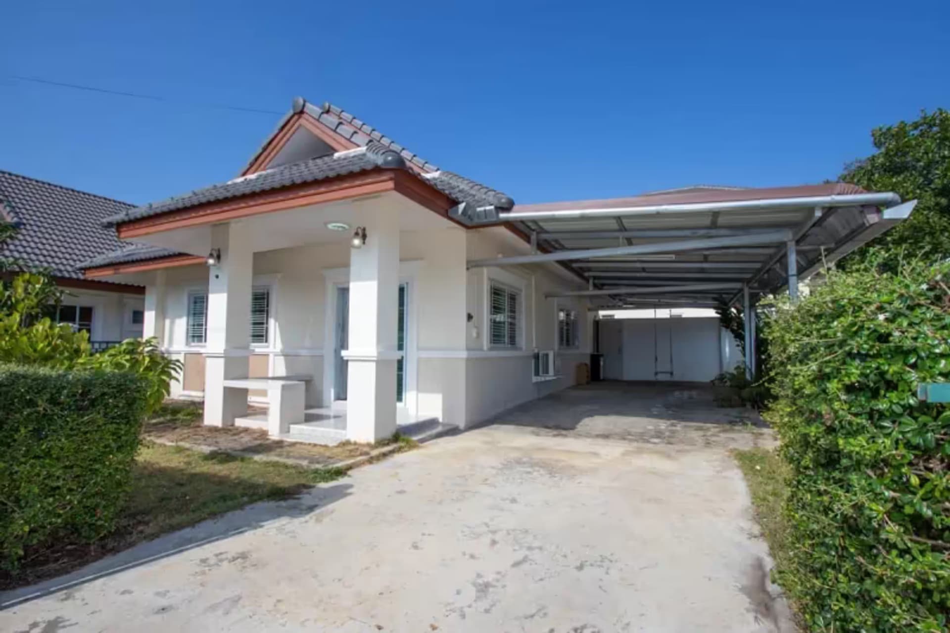2 Bedroom House - Image 1