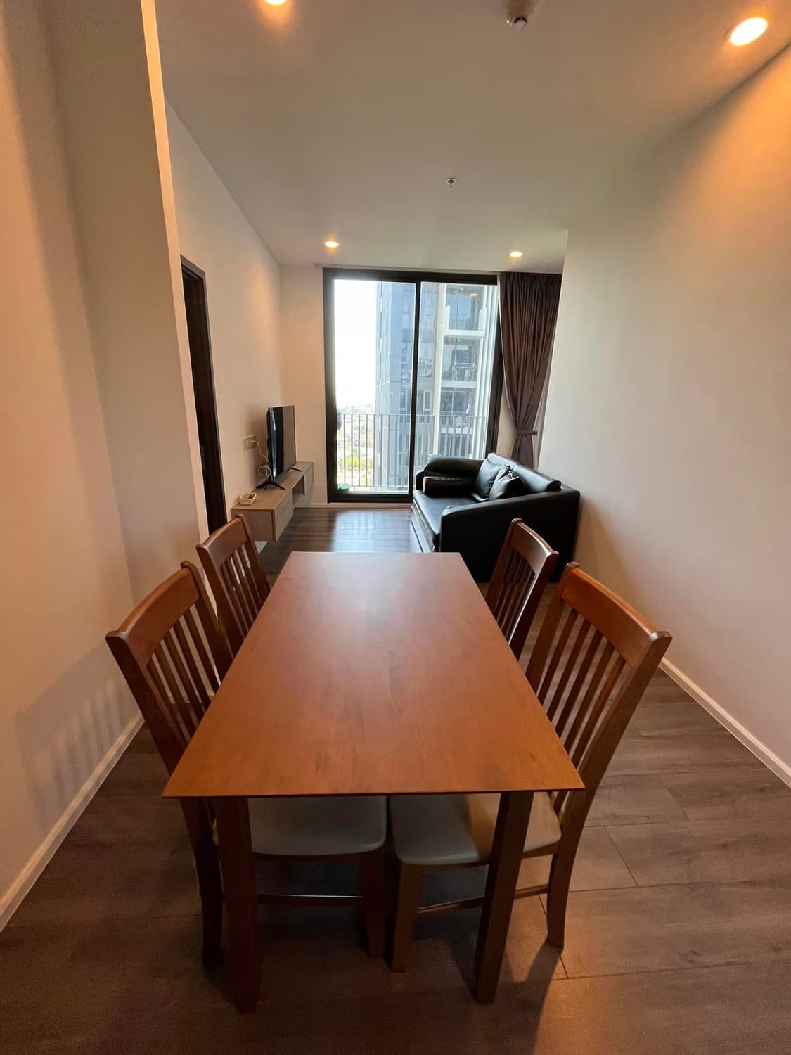 Condo for Rent at Whizdom Essence Sukhumvit 101 - Image 2