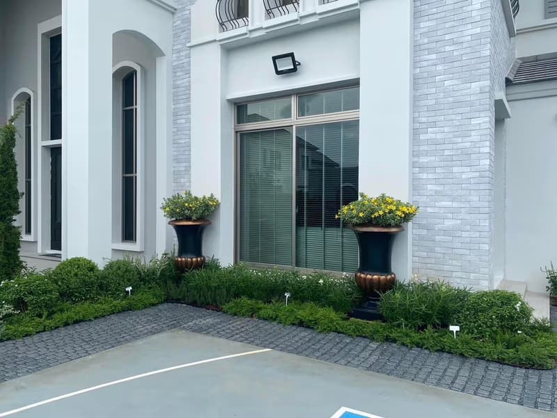5 Bed House for Rent and Sale in Prawet