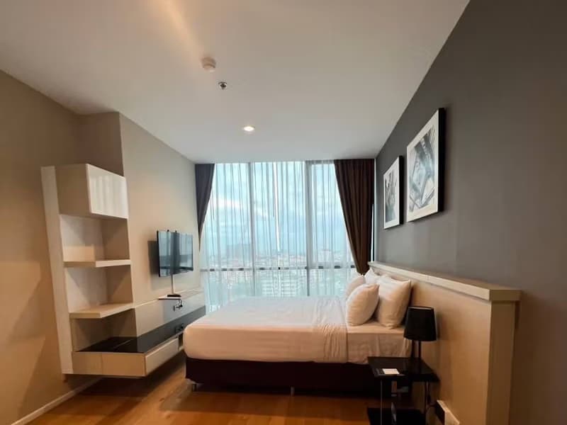 2 Bed Condo for Rent in Watthana