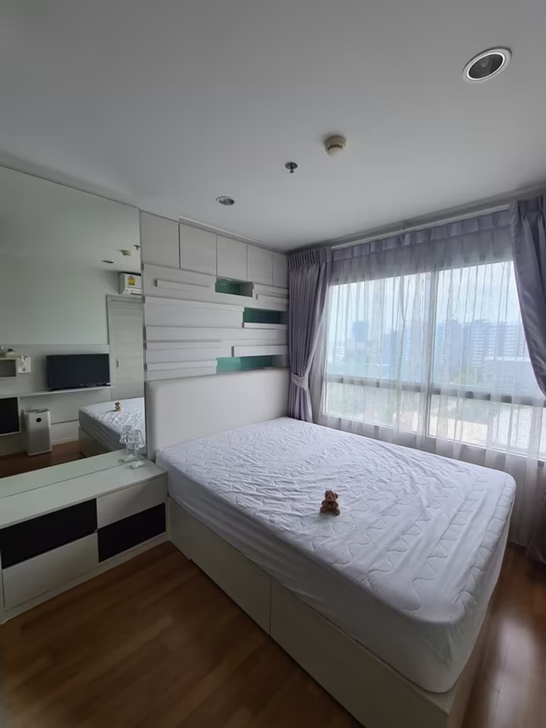 1 Bedroom Condo - Image 20