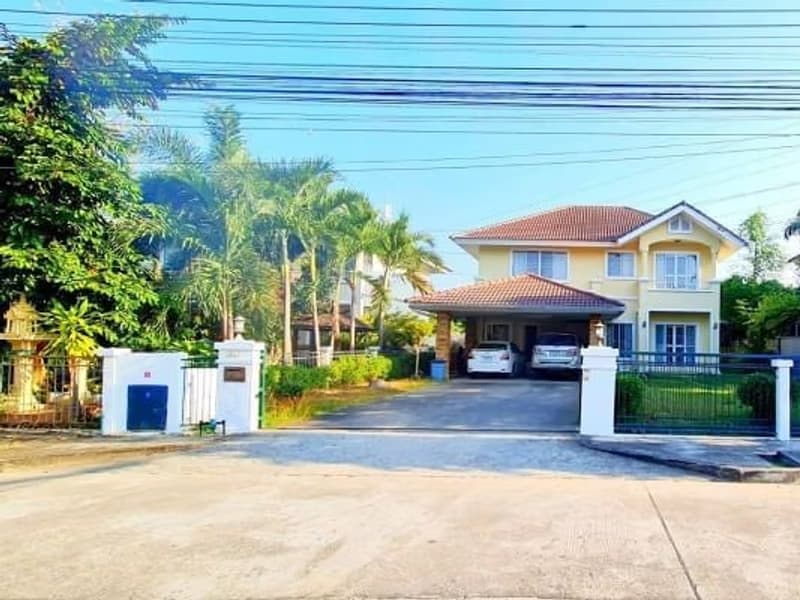 5 Bed House for Rent in undefined