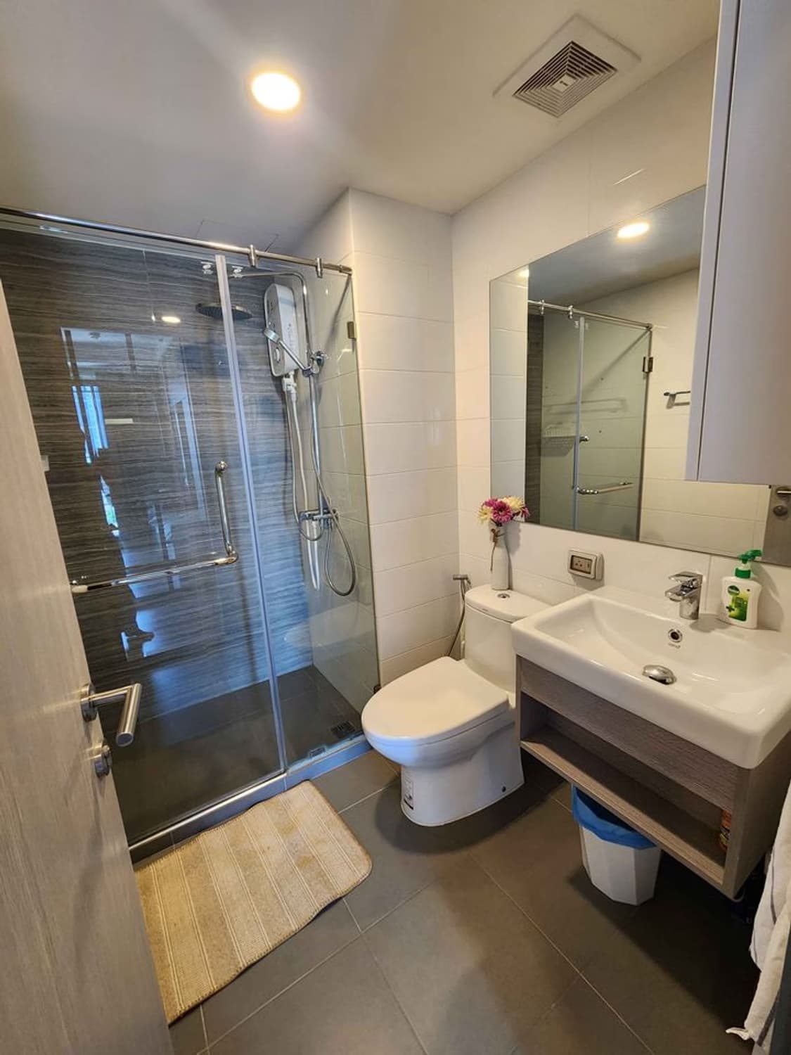 2 ห้องนอน Condo สำหรับ ขายและจำหน่าย ใกล้ Bearing BTS - Image 5