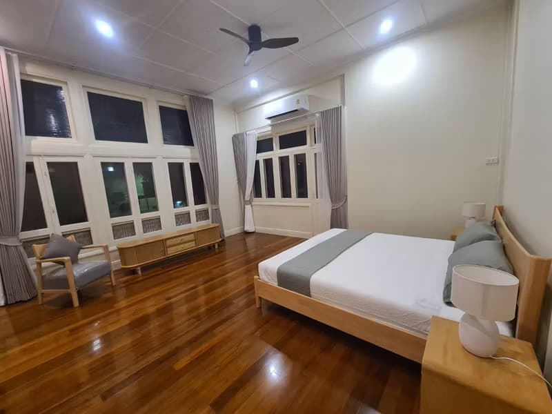 House for Rent in Khlong Toei.