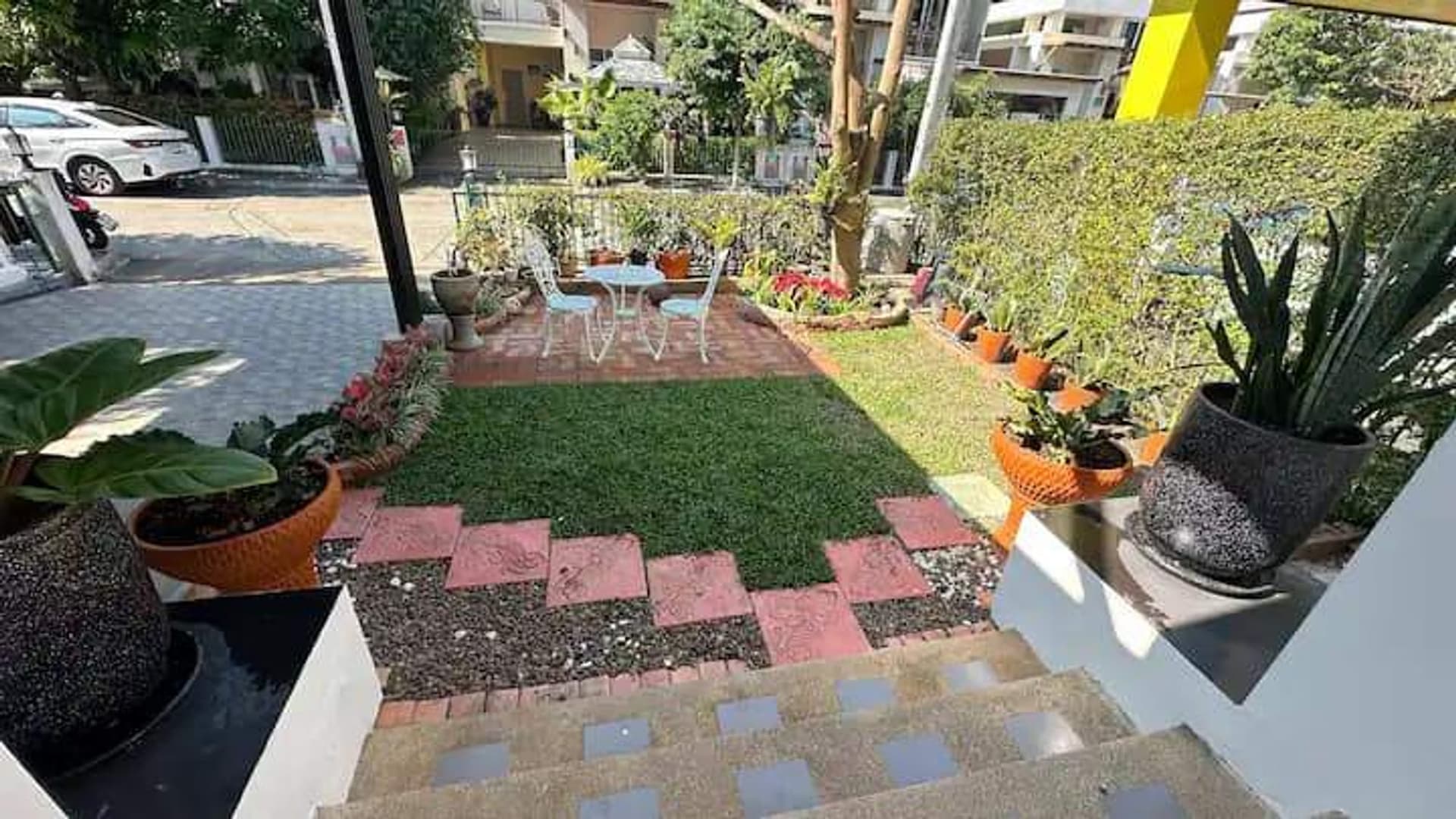 4 Bed House for Rent and Sale in Mueang Chiang Mai - Image 2