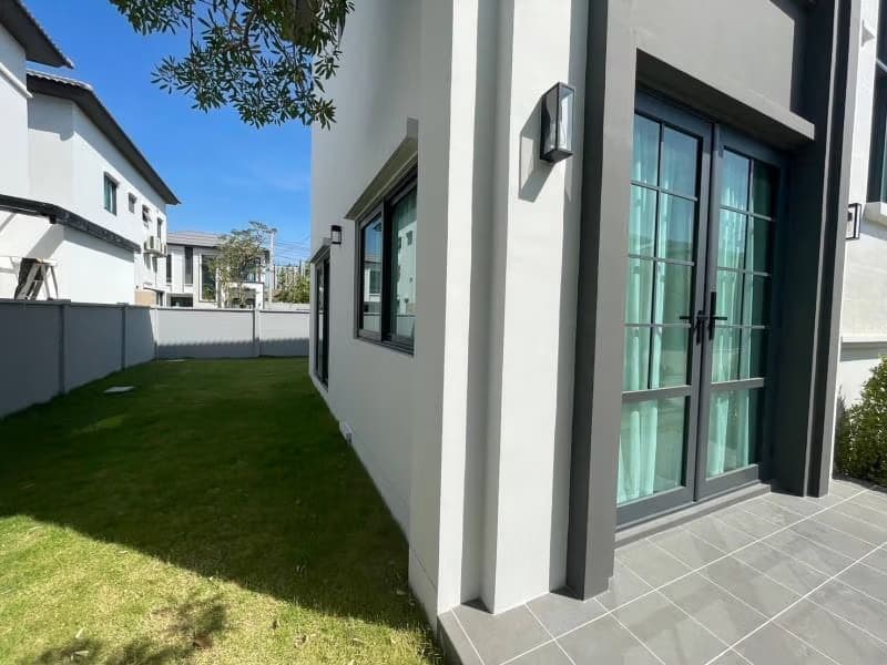 3 Bed House for Rent and Sale in Bang Phli