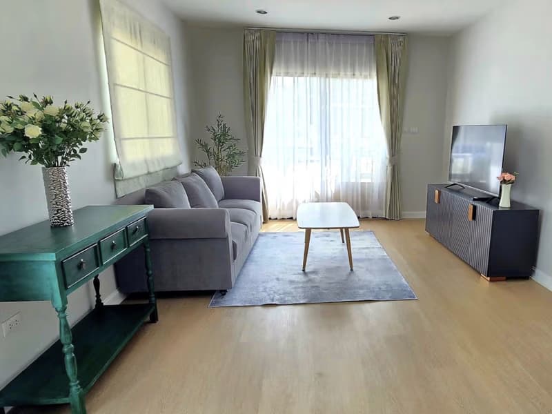 4 Bed House for Rent in Hang Dong