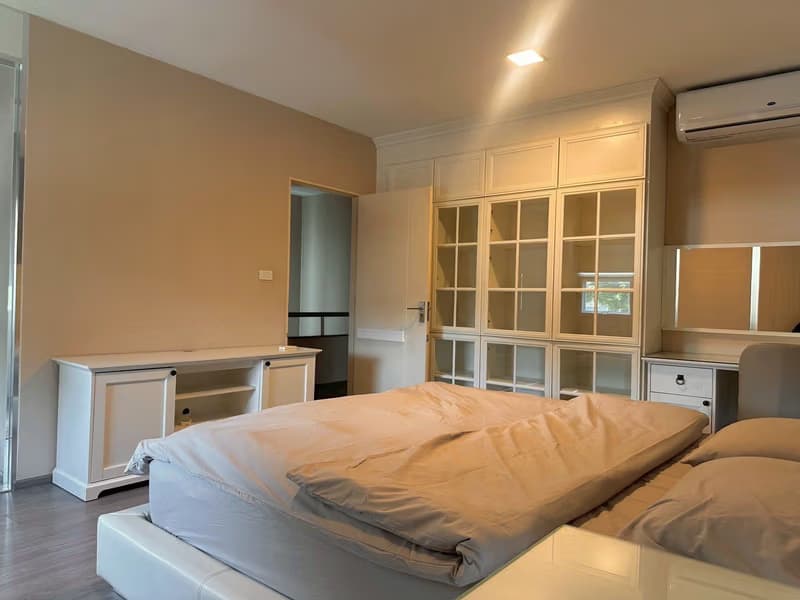 3 Bed House for Rent in Bang Phli