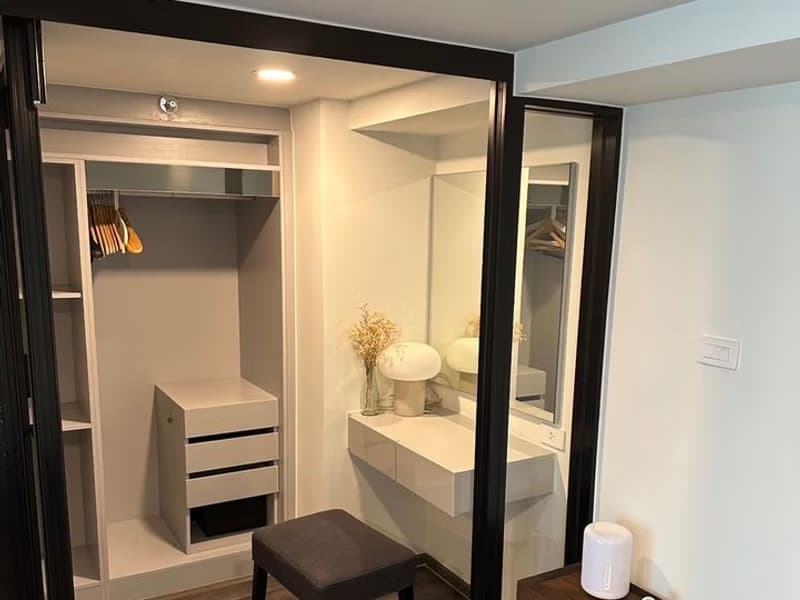 Condo for Rent at KnightsBridge Space Rama 9