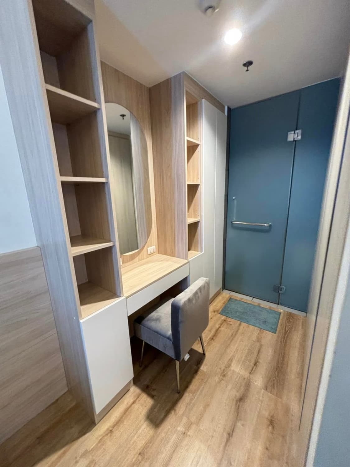 2 Bed Condo for Rent and Sale in Phaya Thai - Image 8
