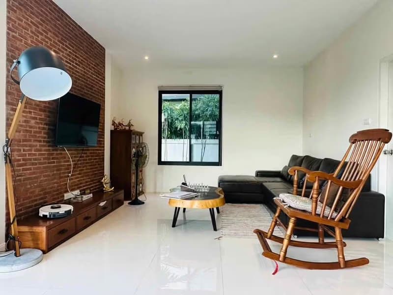 3 Bed House for Rent in Hang Dong District