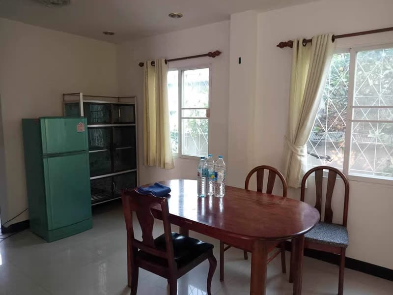 4 Bed House for Rent in Saraphi District