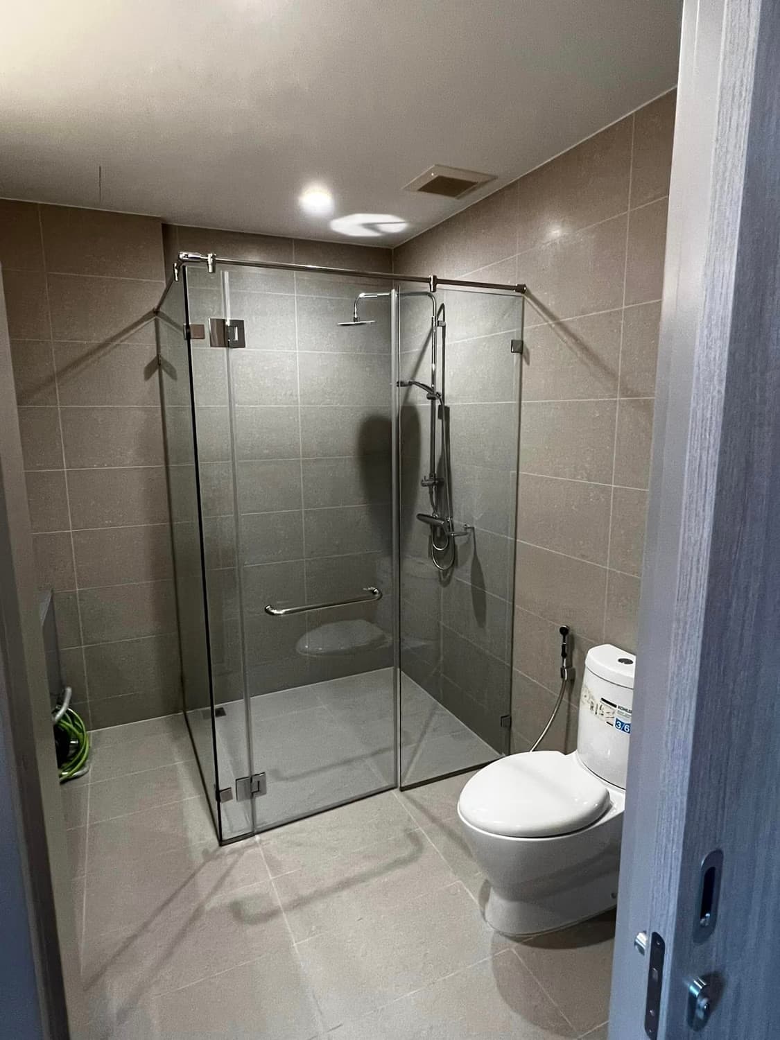 2 Bed Condo for Rent  Near Phloen Chit BTS - Image 5