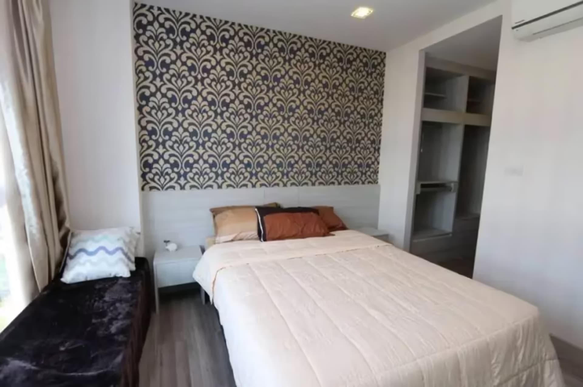1 Bedroom Condo - Image 5