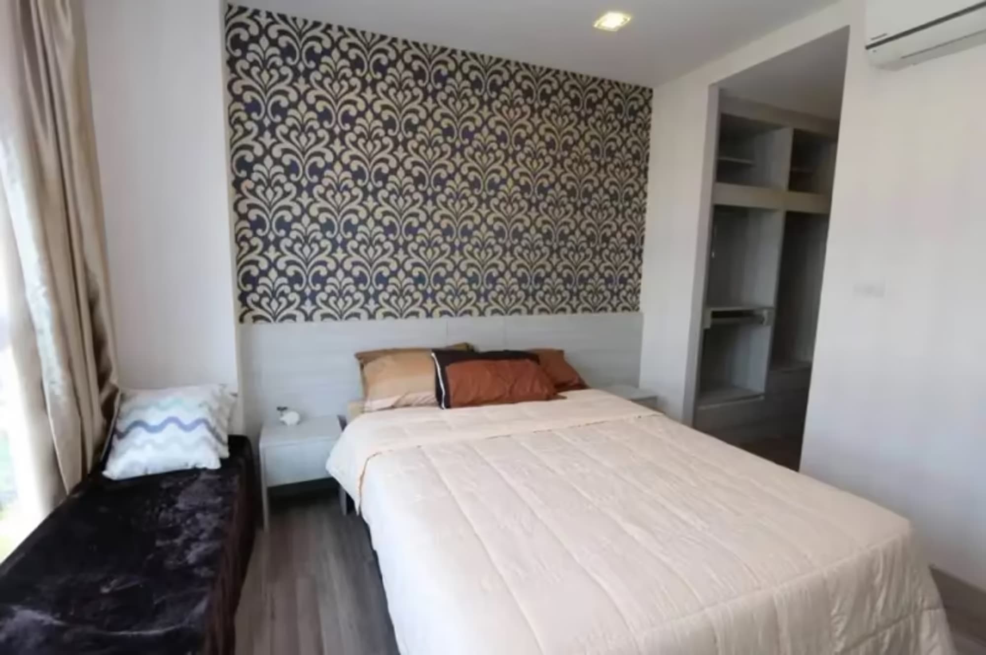 1 Bedroom Condo - Image 5