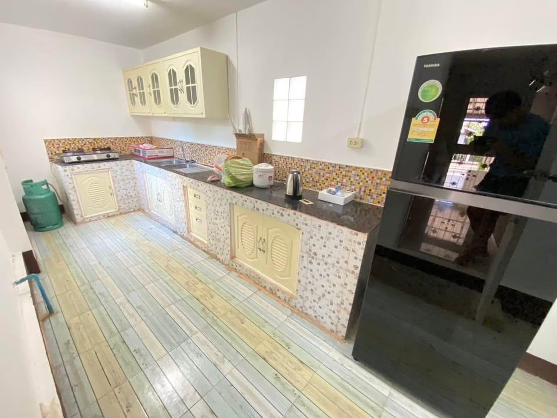3 Bed House for Rent in San Sai - Image 4