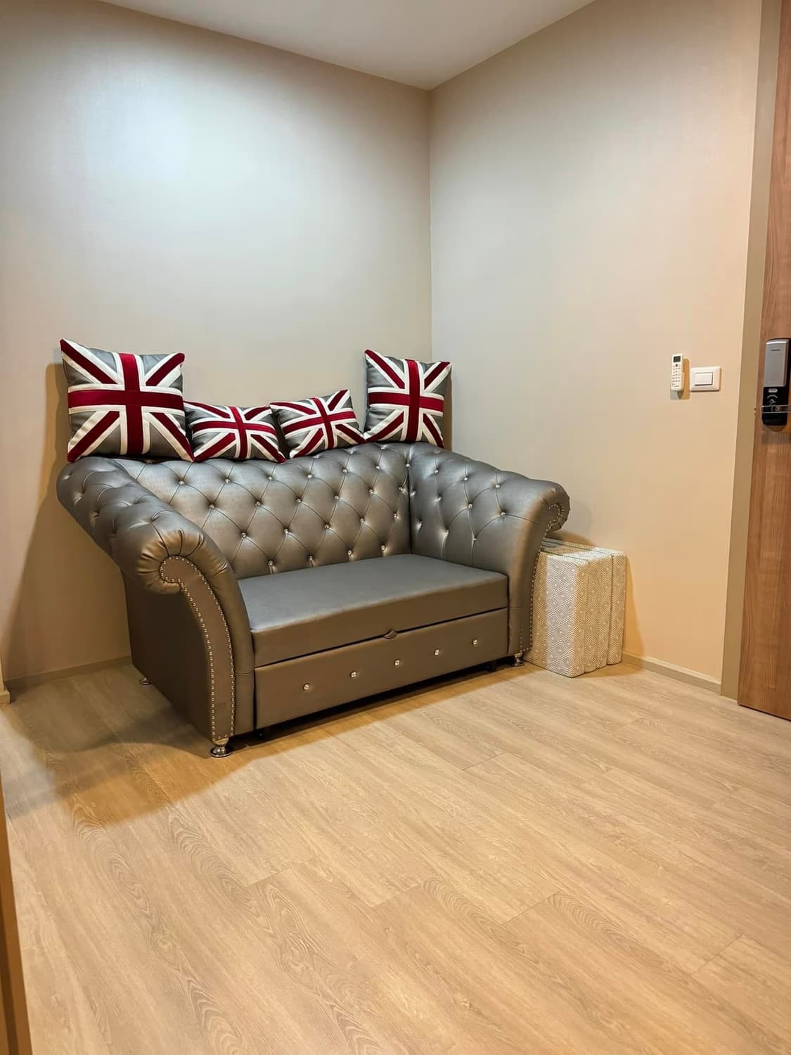 1 ห้องนอน Condo สำหรับ ขาย ใน ห้วยขวาง - Image 1
