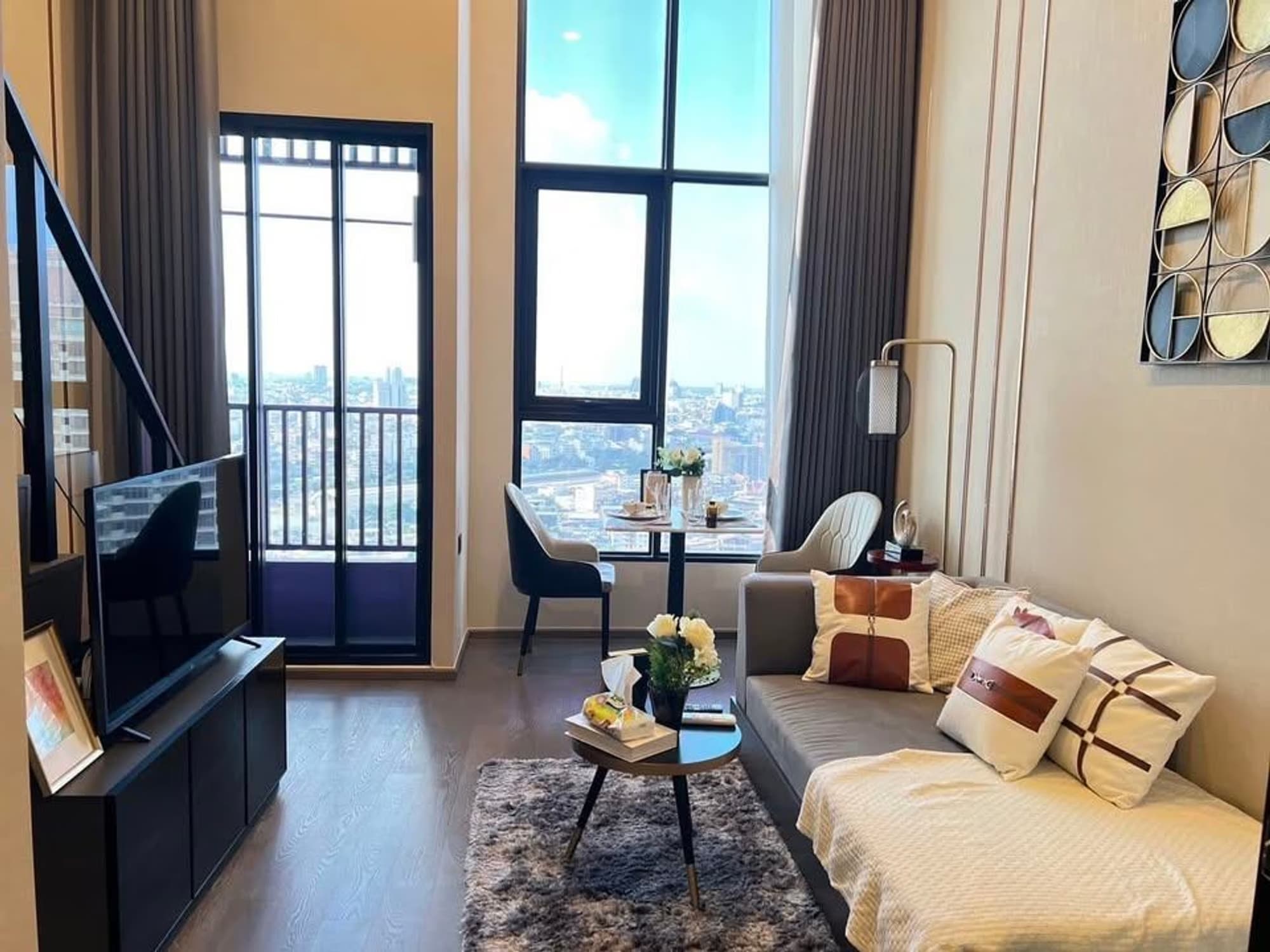 1 Bed Condo for Rent in Bang Rak - Image 4