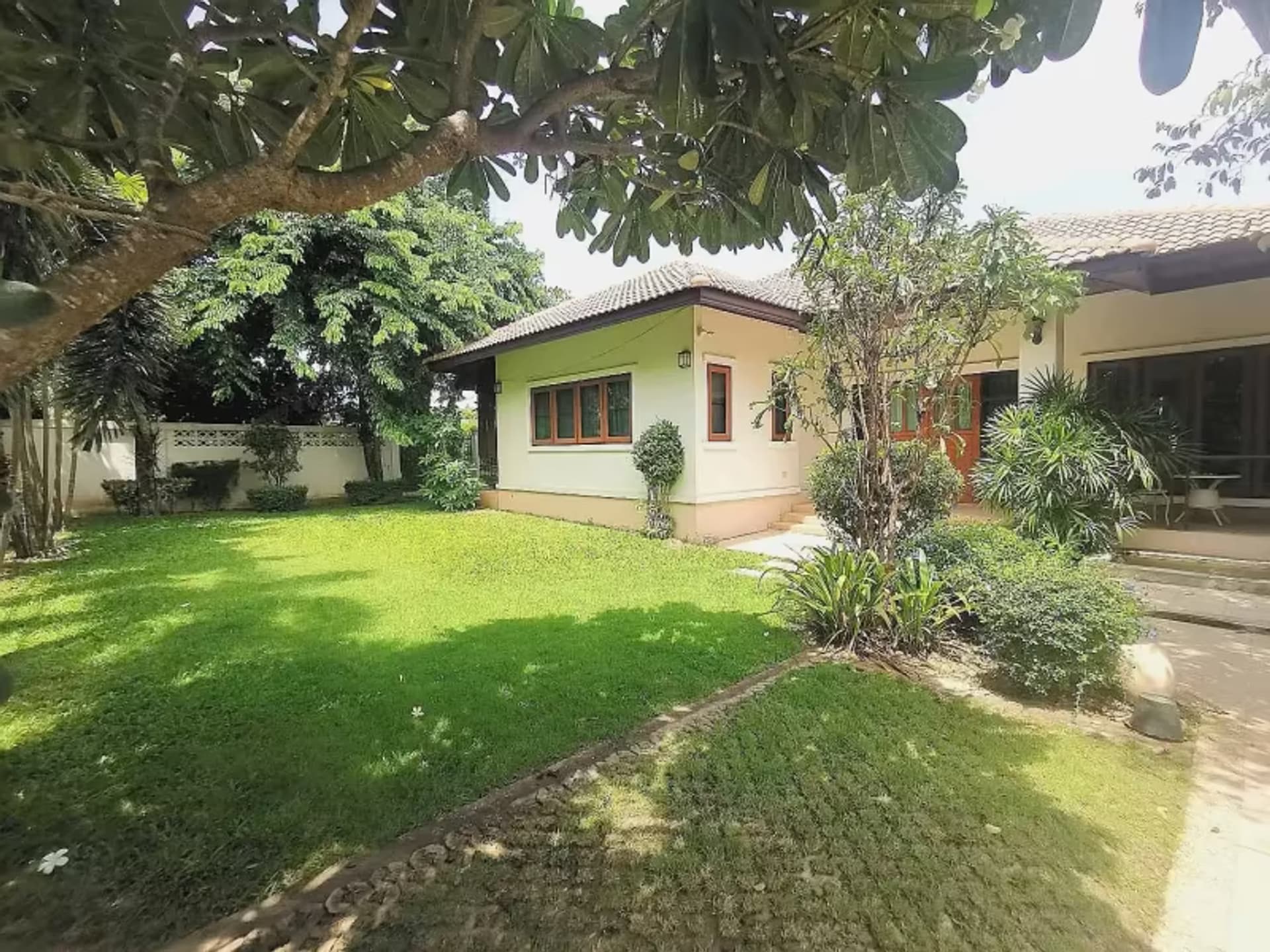 3 Bedroom House - Image 5