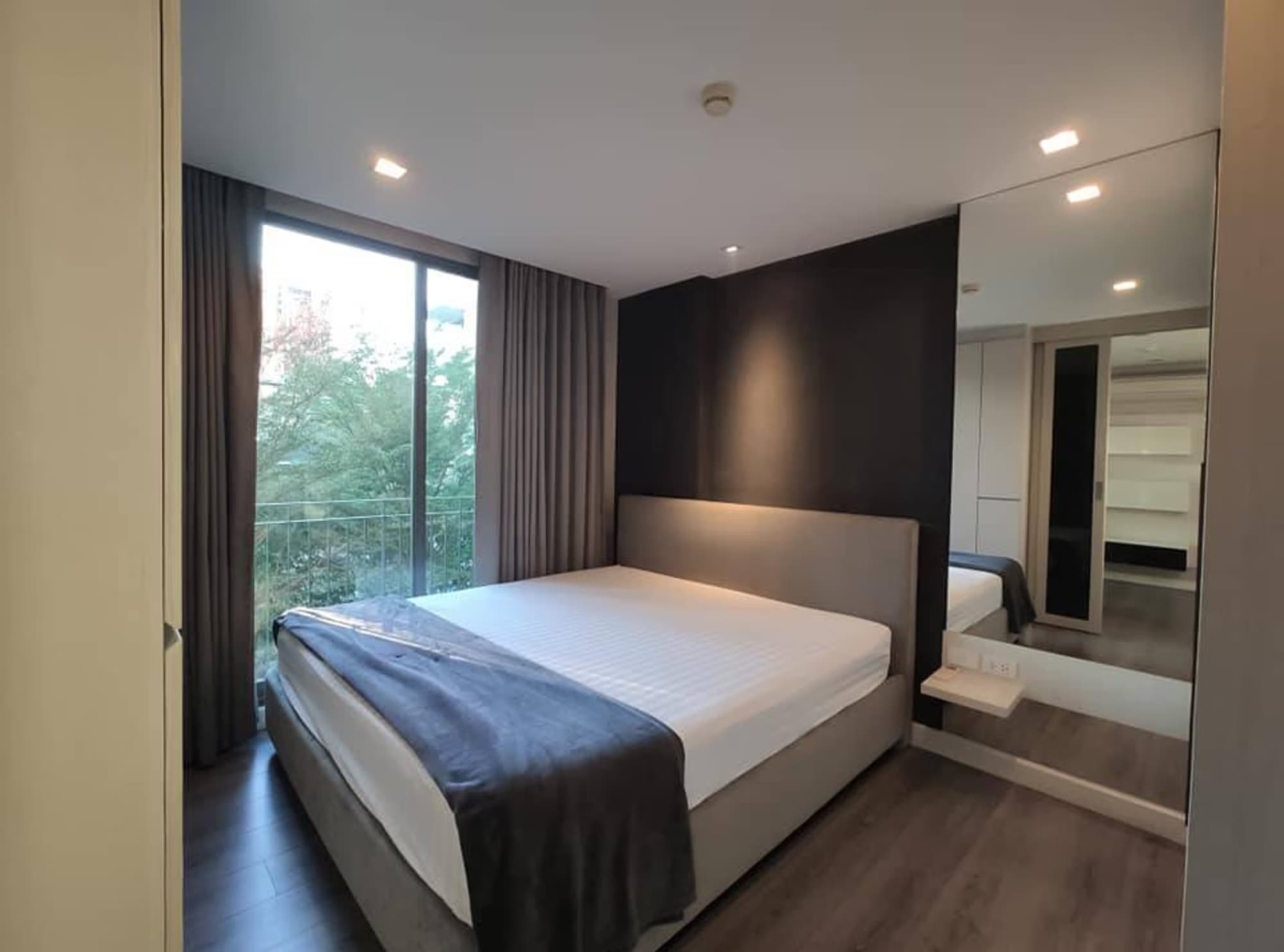 1 Bed Condo for Rent in Phra Khanong - Image 3