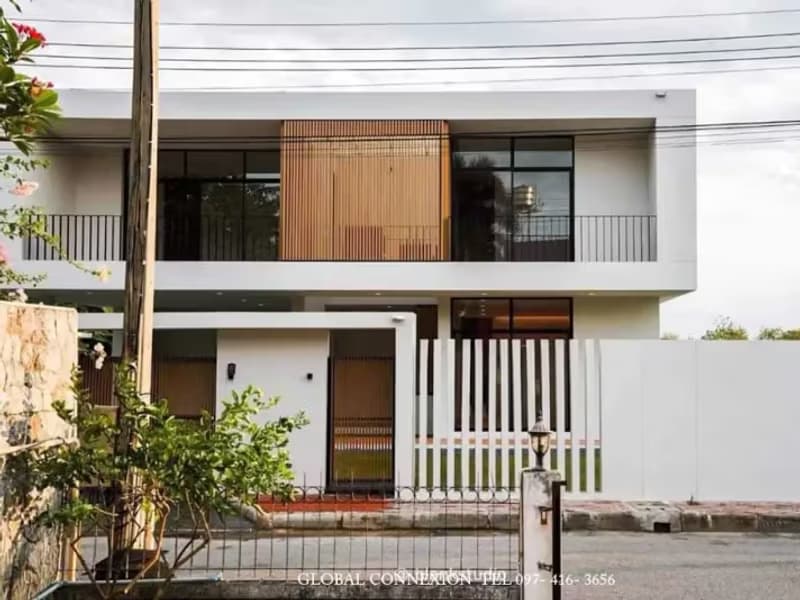 4 Bedroom House