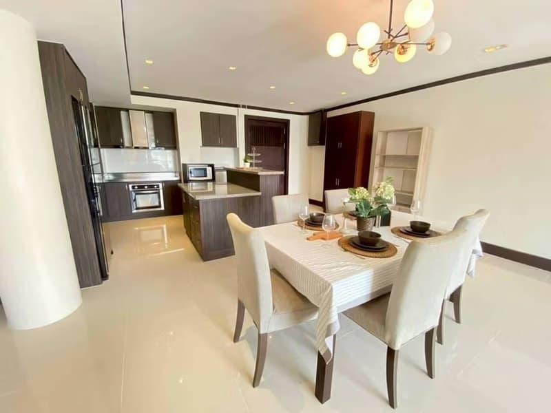 2 Bed Condo for Rent in Watthana