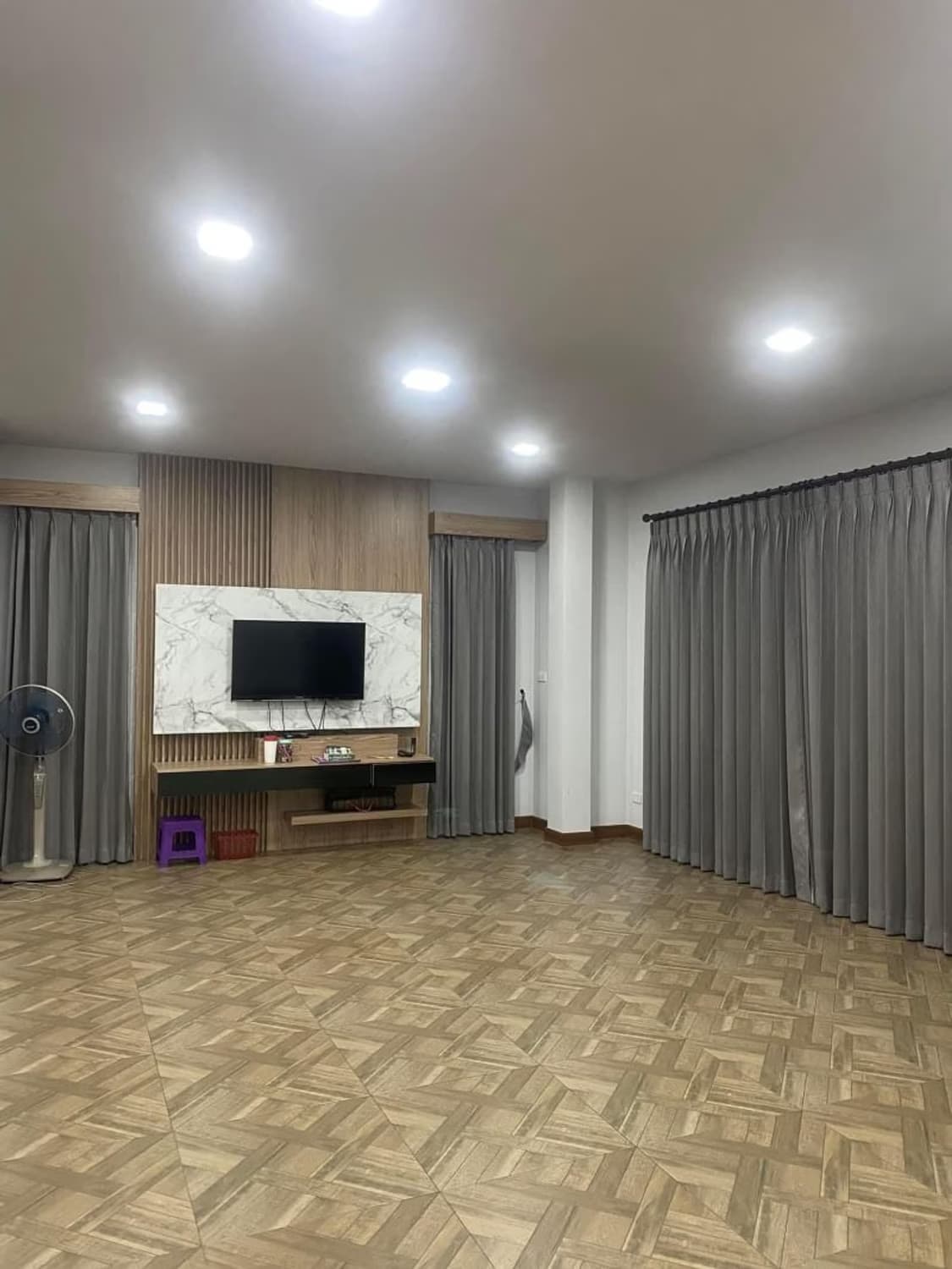 4 Bed House for Rent in Saraphi - Image 6